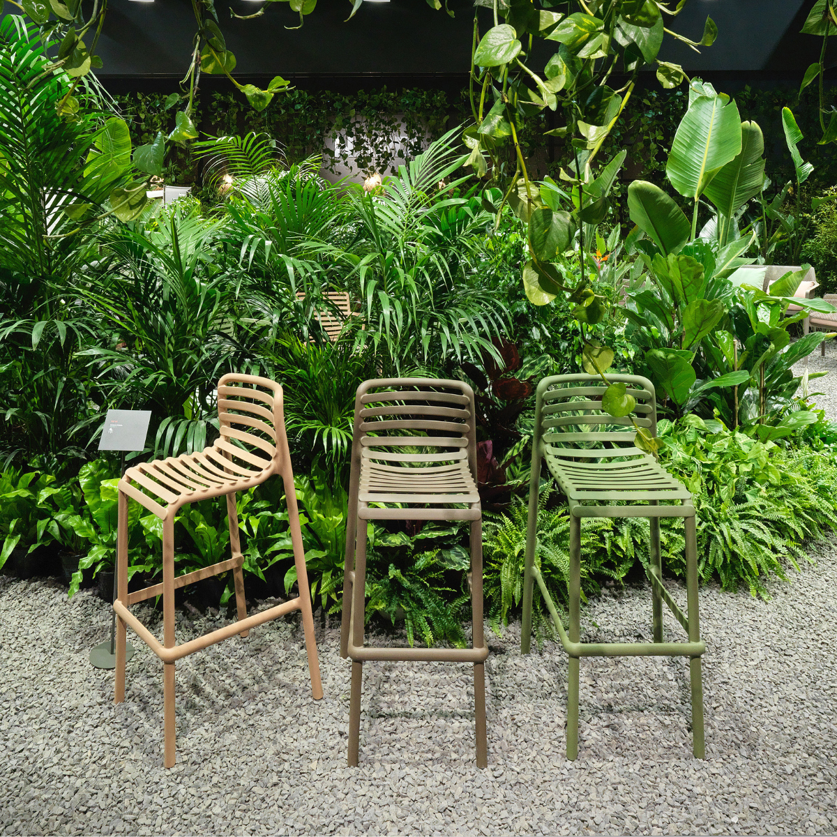 NARDI DOGA STOOL Szürke modern Műanyag kültéri bárszék